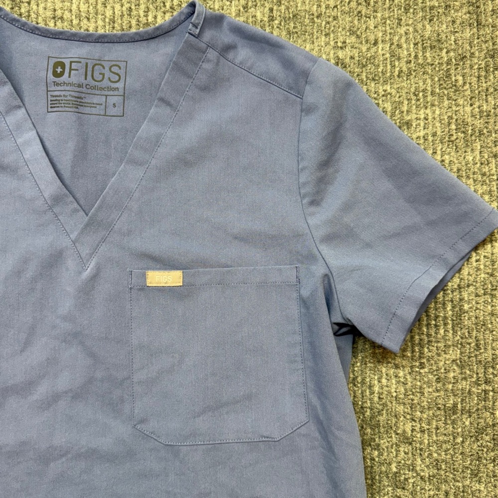 FIGS Catarina Blue Scrub Top S Technical Collection Medical Workwear Nurse